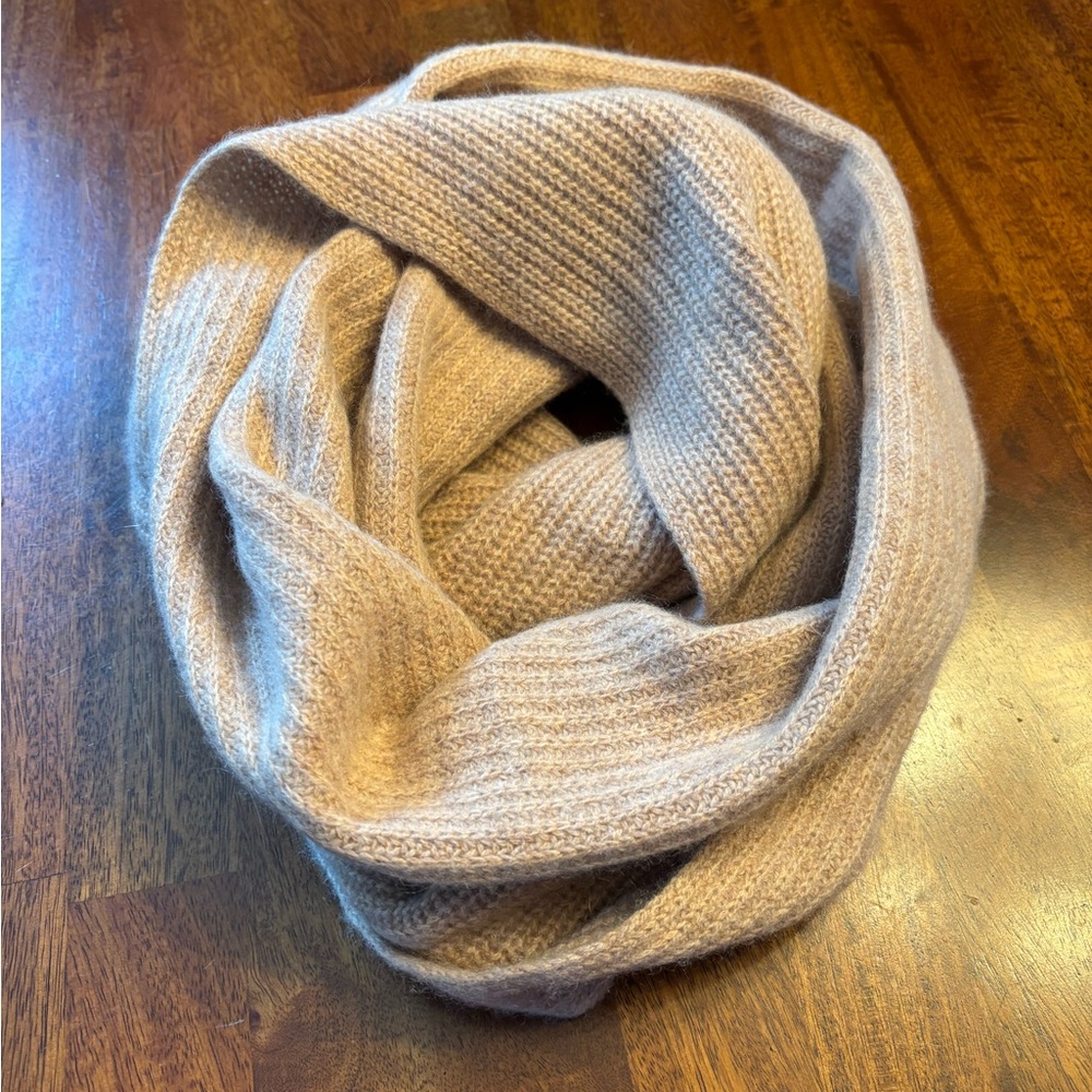 Halogen 100% Cashmere Infinity Scarf Neutral Beige Camel